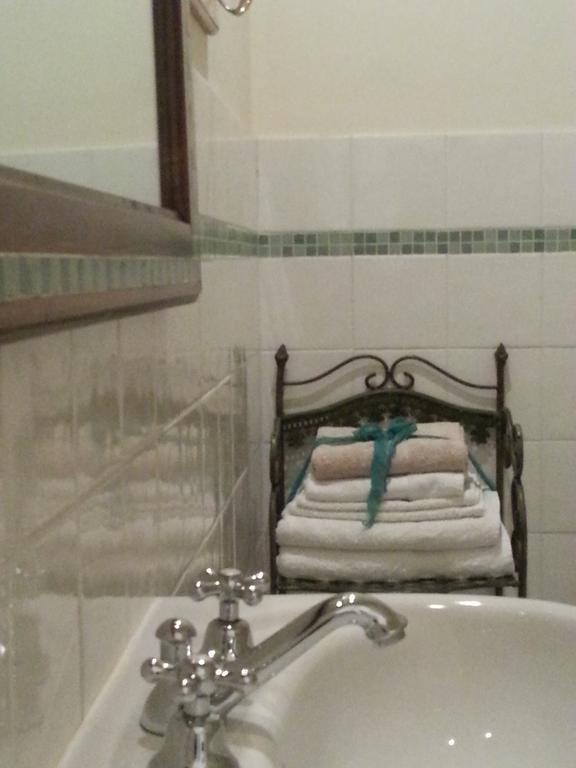 Casa Simonetti Bed & Breakfast Торе дел Лаго Пучини Стая снимка